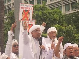 Demo Ajang Miss World, Membela Budaya Indonesia atau Budaya Arab?