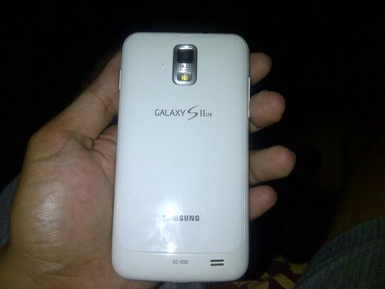 SAMSUNG GALAXY S2 LTE DOCOMO WHITE
