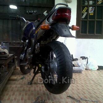 Terjual Swing Arm Lebar&presisi KUMIS for Ninja250 Vixion 