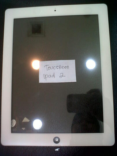 Terjual SPESIALIS GANTI LCD & TOUCHSCREEN IPHONE 4/4S 