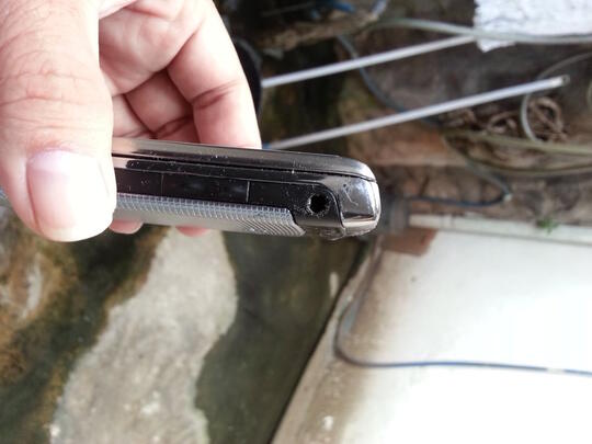 Torch 9810 Silver eks garansi bless