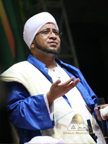 Mengenang Senyum Wajah Penuh Kelembutan Penuh Kasih Sayang Mursyidunna Habib Munzir Kaskus Mengenang Senyum Wajah Penuh Kelembutan Penuh Kasih Sayang Mursyidunna Habib Munzir Kaskus