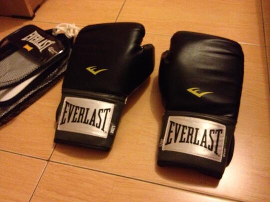 Sarung tinju Everlast ORiGINAL... Muaythai..boxing.. Glove Tinju...handwrap NEW!!