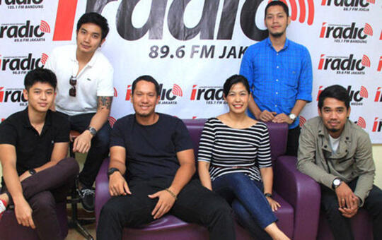 ~๑๑.9 Lagu Indonesia Bakal Bikin Pacar Agan 'Meleleh'.๑๑~