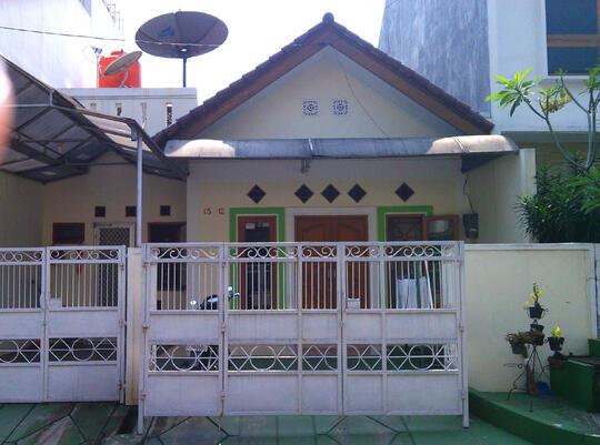 Dijual Cepat Rumah di Karang Tengah