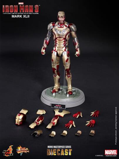 Hot Toys Iron Man Mark 42 oper Po