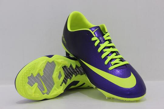 Terjual Sepatu Bola Nike Mercurial 