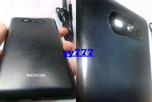 DIJUAL CEPAT LUMIA 820 MULUS 95% MURAH MERIAH CUMA 2 JUTAAN TERIMA REKBER