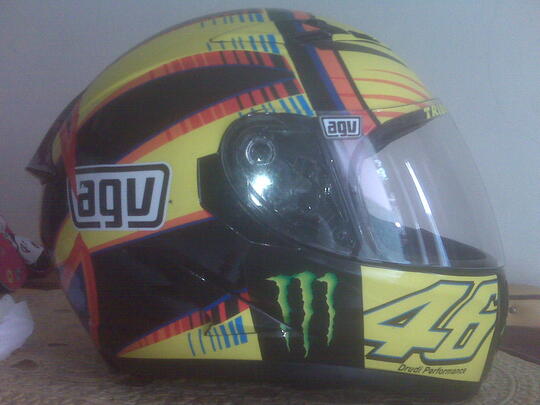 helm kyt motif rossi