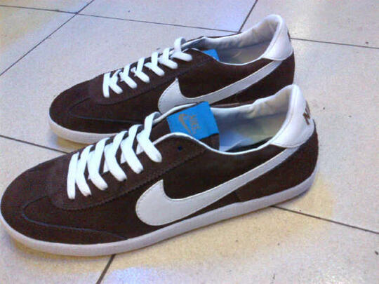 Terjual Jual sepatu NIKE CLASSIC murah 