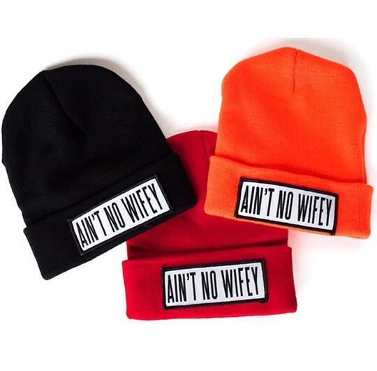 Beanie Polos n Custom, Topi Caplin karakter n crown