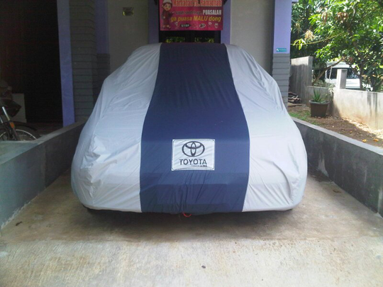 Stylist n Optimize Auto Car Cover (selimut mobil)