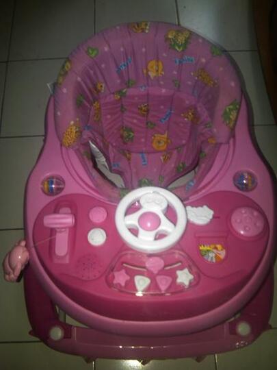 harga baby walker second