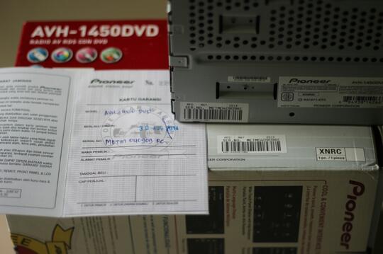 HEAD UNIT PIONEER 1450DVD BARU 3 BULAN PAKE MASIH GARANSI DAN KINYIS KINYIS