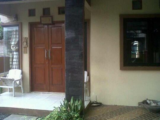 Rumah Griya Ciledug Bebas Banjir