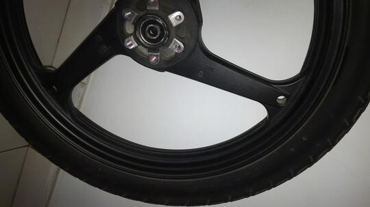 Jual Velg Tiger Revo Ori 18 + spakbor depan