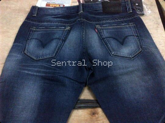 Terjual Celana  Jeans  dan Baju LEVIS 100 Original  Import 