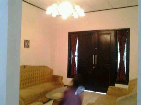 Di Jual Rumah Tingkat Jakarta Timur Lokasi Strategis!! CTRL-D dlu :D