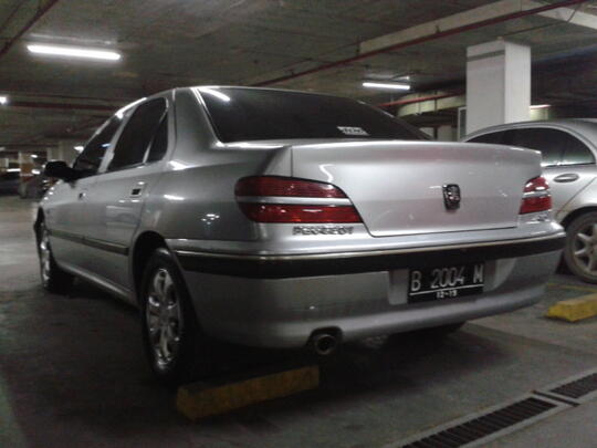 JUAL : PEUGEOT 406 D9 MANUAL THN 2000 SILVER