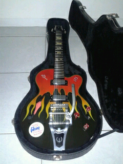 epiphone flamekat