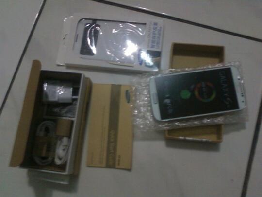 Samsung Galaxy s4 white new
