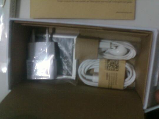 Samsung Galaxy s4 white new