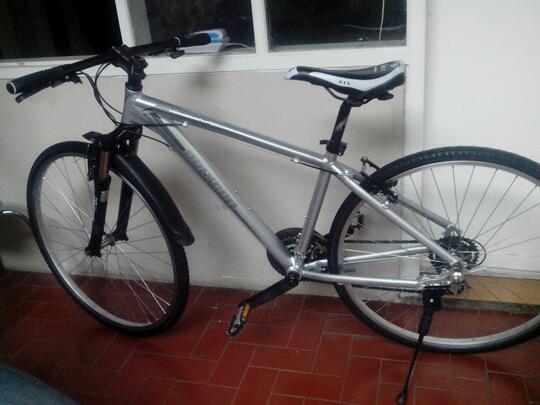 Terjual Sepeda Hybrid POLYGON HEIST 1.0 