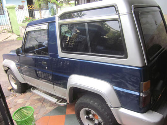 Grand Feroza Istimewa 1998 Ganteng dan Terjangkau