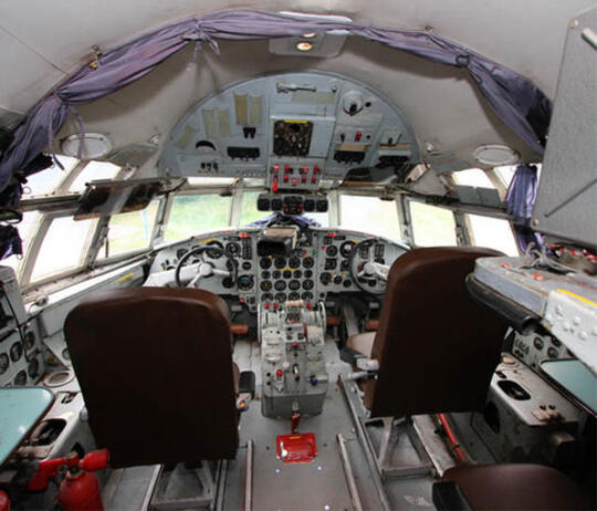 Rumah Dan Hotel Yang Unik Terbuat Dari Gabungan Pesawat Terbang Kaskus