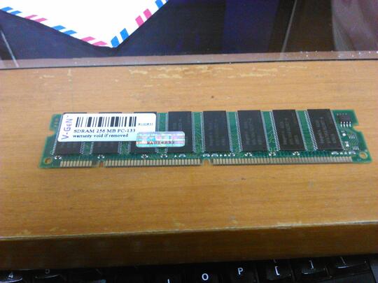 SDRAM V-GEN 256MB PC-133 Garansi 7 Turunan