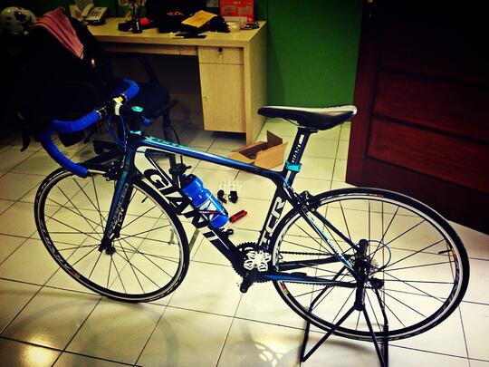 Terjual Giant TCR Advanced SL 2012 