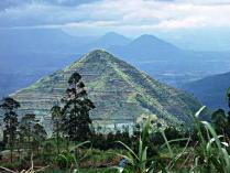 Piramida Garut Lebih Tua dan Lebih Besar dari Piramida Mesir