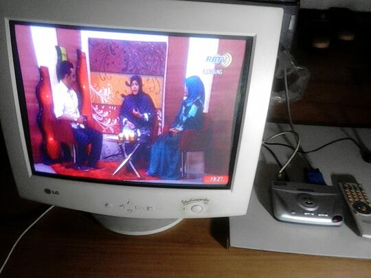Terjual Monitor CRT LG 17\