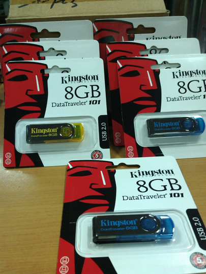 Flash disk Kingston 8GB murah barang banyak