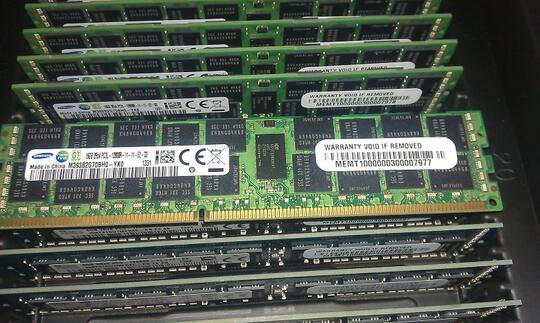 Ram/memori server, DDR3 16GB ECC REGISTERED PC12800 (1600 MHz)