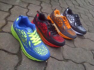 sepatu converse,vans,toms,zara,adidas porsche,puma,reebok,kickers,macbeth,new balance