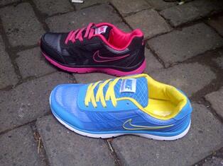 sepatu converse,vans,toms,zara,adidas porsche,puma,reebok,kickers,macbeth,new balance