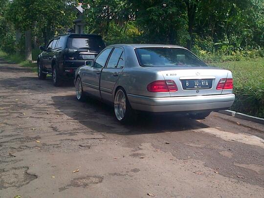 MERCY W210 E320 97 ELEGENT MULUS