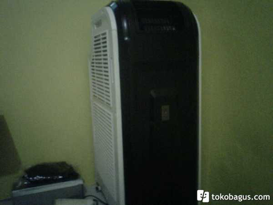 Terjual ac portable standing aux 1.5pk 