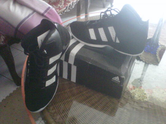 BNIB Sepatu Basket Adidas TD3 Commander Original MURMER (jual kekecilan)