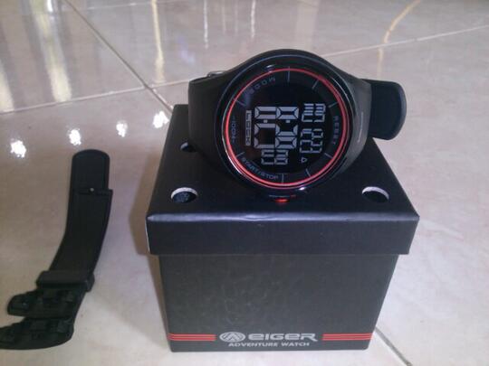 Terjual Jam tangan EIGER LS-82 Touch Screen, Original  KASKUS