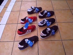 sepatu converse,vans,toms,zara,adidas porsche,puma,reebok,kickers,macbeth,new balance