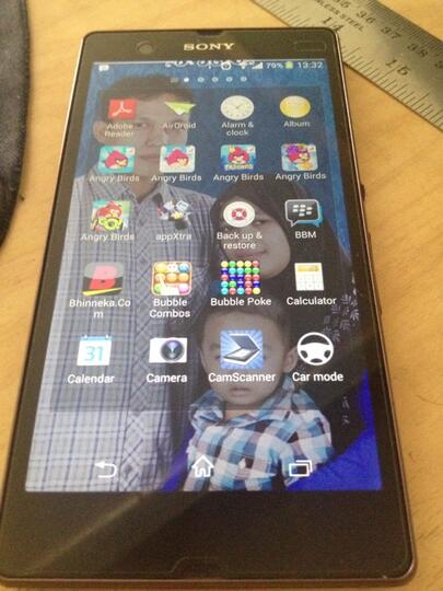 Sony xperia z c6602 warna ungu