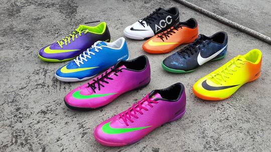 Nike Mercurial Vapor IX CR7 Galaxy Soccer Shoe Review