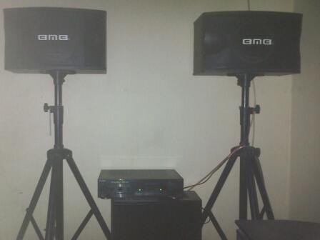 tripod speaker bmb