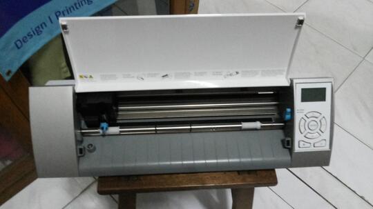 JUAL MESIN CUTTING SILHOUETTE CAMEO..Kondisi Mantap..Jarang dipakai..Baru beli 2 bln
