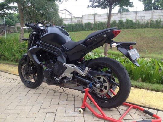 Kawasaki Ninja ER6n 650cc