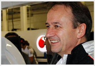 McLaren Fans Centre