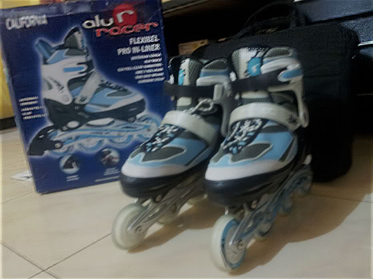 Professional IN-LINER ROLLER SKATER perawan harga miring purwokerto joss