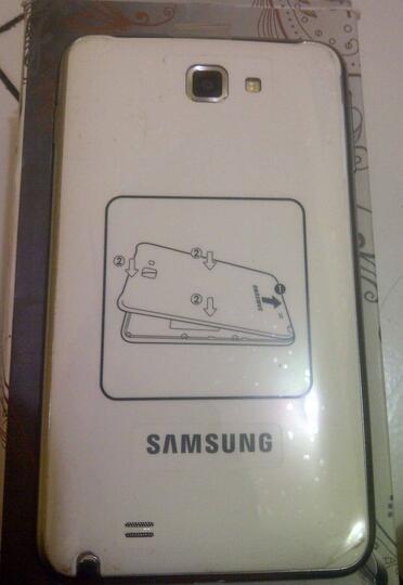 Samsung Galaxy Note 1 GT-N7000 White, Fullset, Ada bonus ( Surabaya )